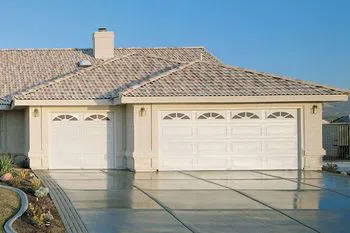 Master Garage Door Service Eastpointe, MI 586-489-1667 - garage-gdr-17m