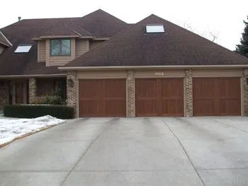 Master Garage Door Service Eastpointe, MI 586-489-1667 - res-cont-gdr-17m